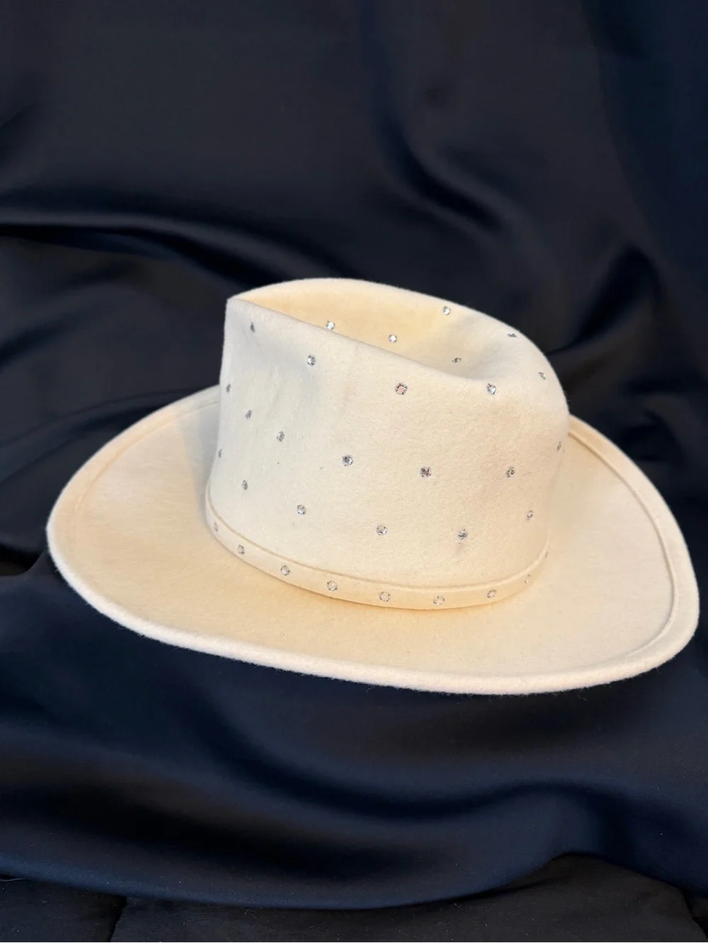 Wilson chic ivory